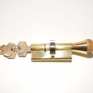 DOM Knopcilinder messing gepolijst type 3x3-RN Knop + 35mm/ Sleutelzijde 40mm inclusief 3 sleutels.