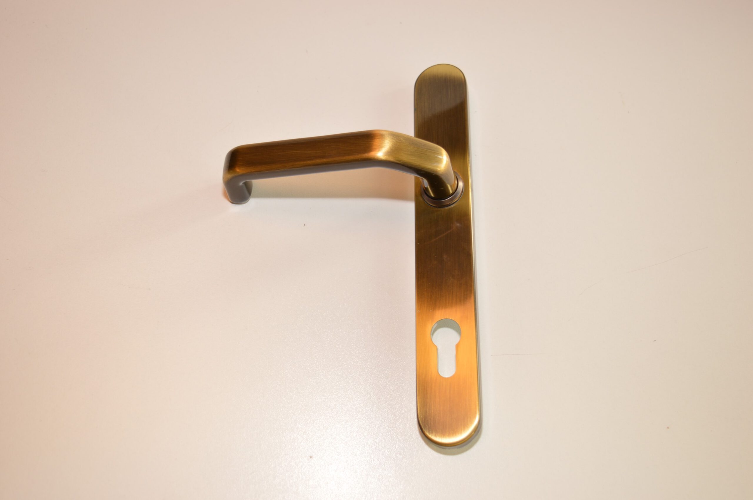 Hoppe kruk geveerd buiten greep BU 44-1 Messing /goud/zwart