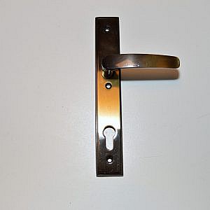 Binnen kruk Bruin gepolijst/Goud HoH maat : boven-midden: 95mm / boven-onder : 203mm PC92 Lengte= 245mm / Breedte= 40mm LICHT BESCHADIGD.