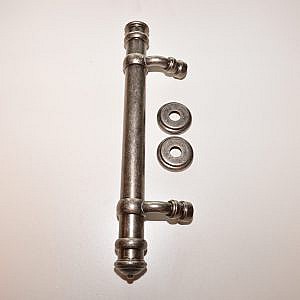 Quincalux N.V.S.A voordeurgreep gebogen zwaar TIN kleurig inclusief 2 bijhorende rozetten EXCLUSIEF bevestiging HOH bevestiging maat= 210mm lengte = 370mm .